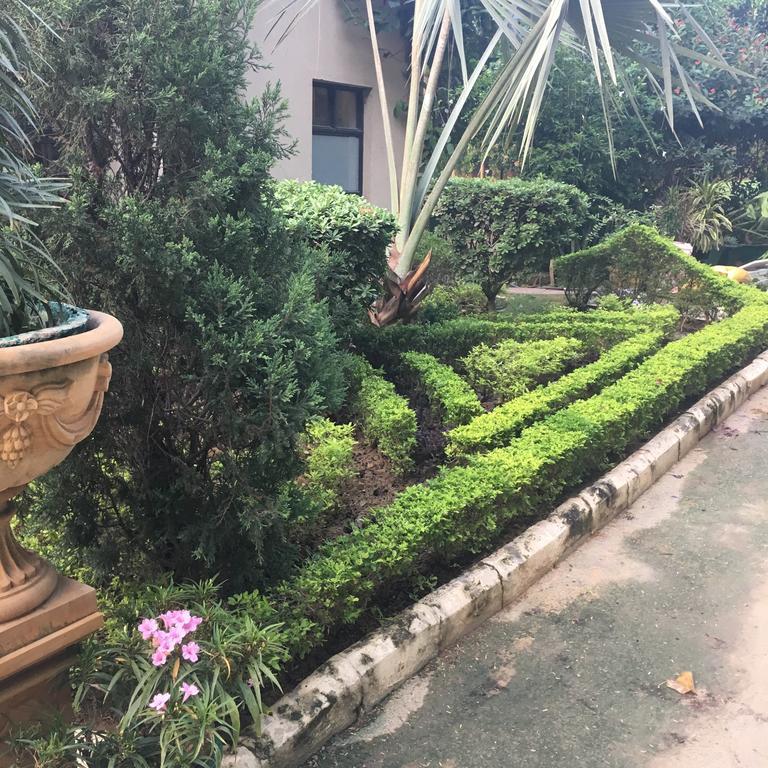 Villa At Tarudhan Valley Golf Resortマネサール エクステリア 写真